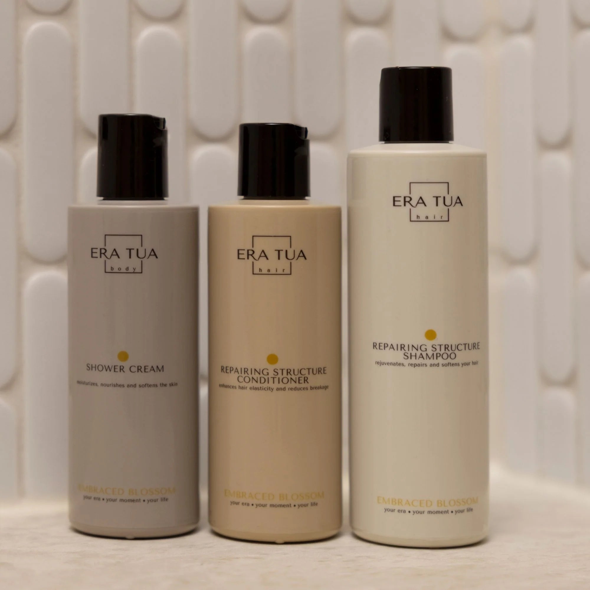 embraced blossom repairing structure shampoo